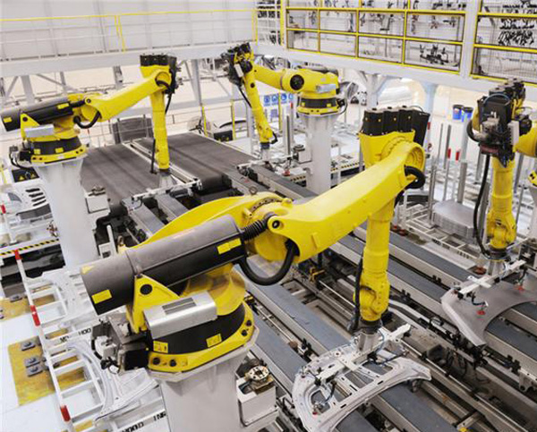 赵长江加入智界：MPV赛道新挑战与智界V9的